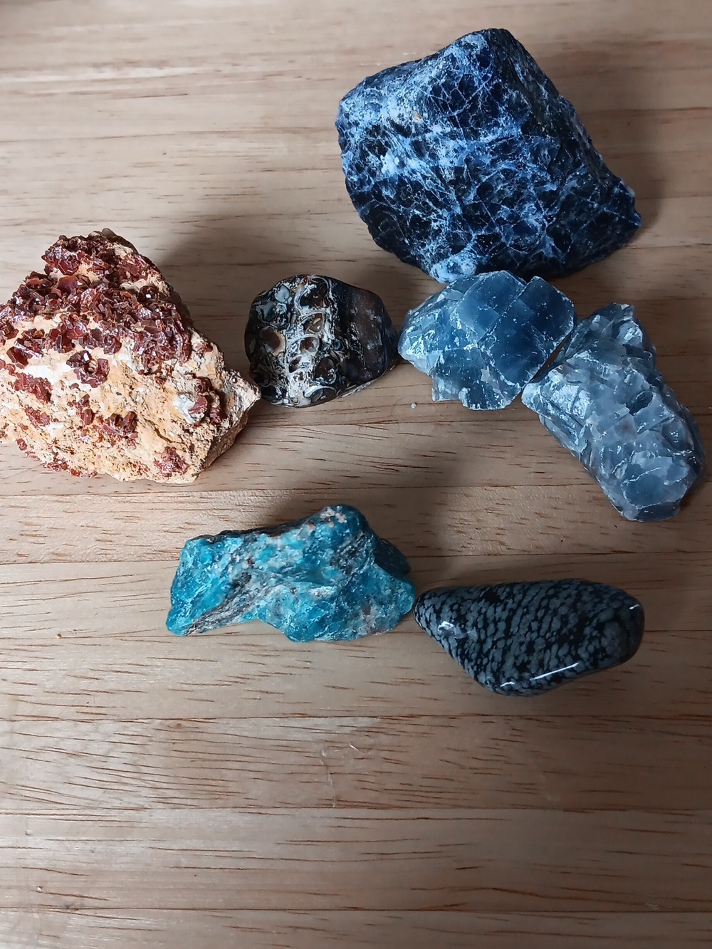 Assorted Semi-Precious Stone Collection - Picture 5 of 5
